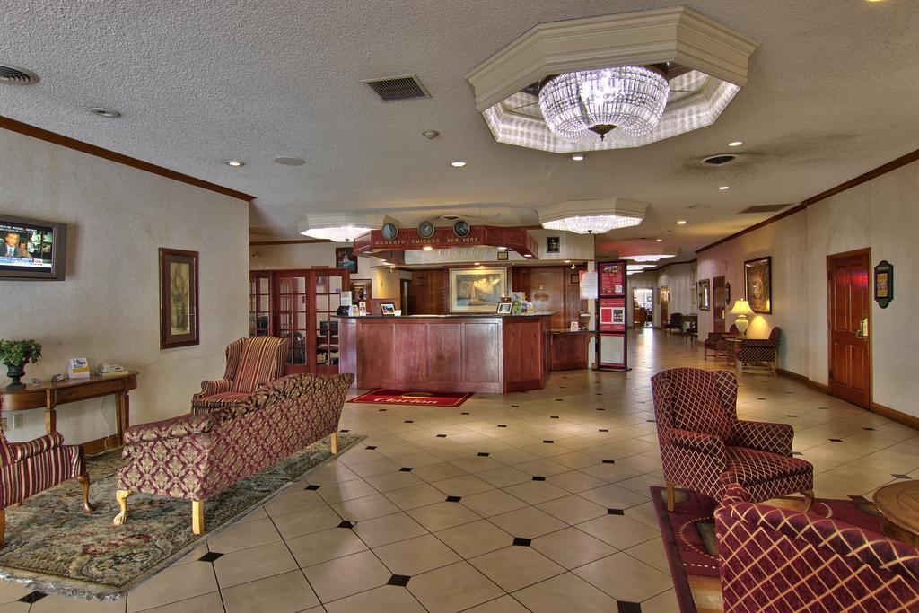 Clarion Inn Conference Center Modesto Kültér fotó
